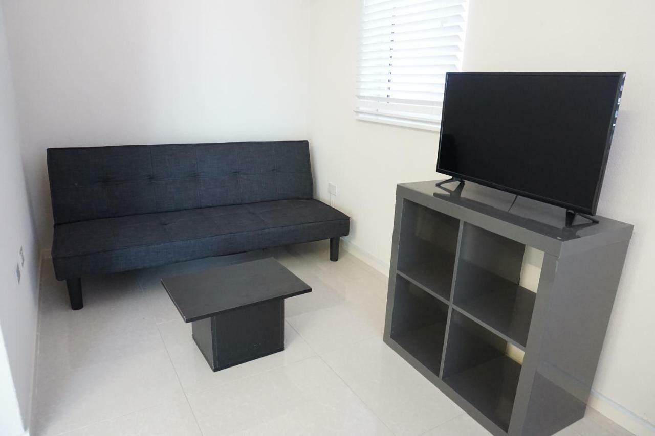 Self Contained Apartment With Private Kitchen Higher Heights, Barbados Christ Church Kültér fotó