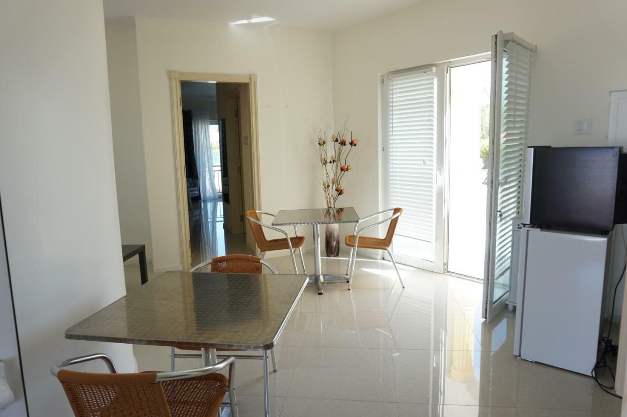 Self Contained Apartment With Private Kitchen Higher Heights, Barbados Christ Church Kültér fotó