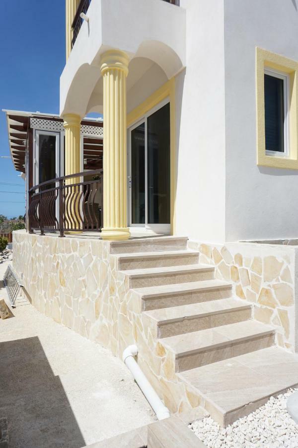 Self Contained Apartment With Private Kitchen Higher Heights, Barbados Christ Church Kültér fotó