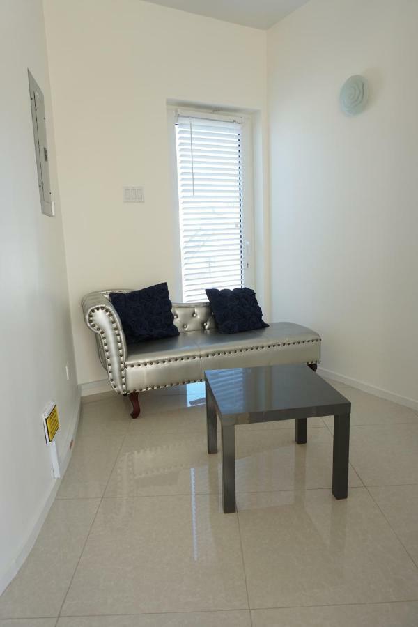 Self Contained Apartment With Private Kitchen Higher Heights, Barbados Christ Church Kültér fotó