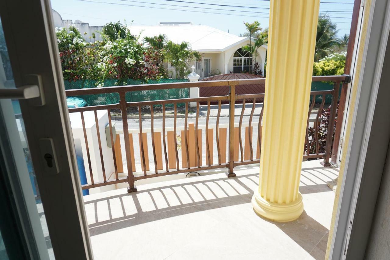 Self Contained Apartment With Private Kitchen Higher Heights, Barbados Christ Church Kültér fotó